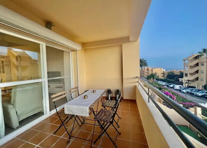 Sea And Views Close To Marbella
